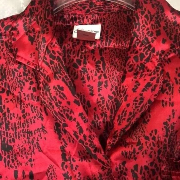 Deleicates satin-like animal‎ print long sleeve button up women size M - Picture 9 of 12